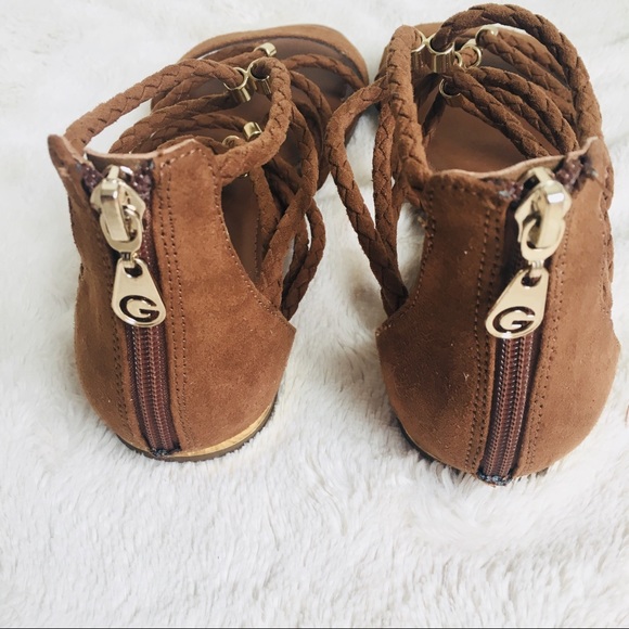 *CLOSE OUT SALE* NWT G by Guess brown sandals - Picture 4 of 5